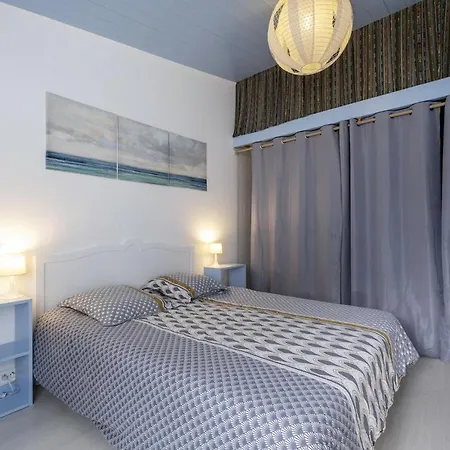 아파트 Les Volets Bleus T3 De 80 M2 Patio Privatif 로슈포르