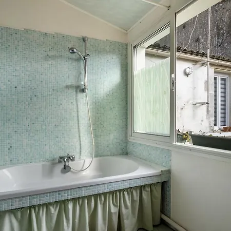 Les Volets Bleus T3 De 80 M2 Patio Privatif 로슈포르