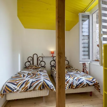 Les Volets Bleus T3 De 80 M2 Patio Privatif 로슈포르