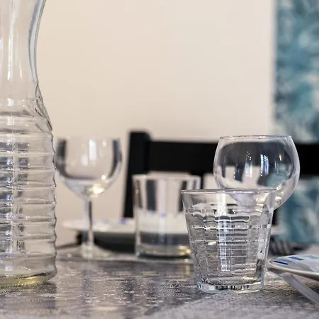 Les Volets Bleus T3 De 80 M2 Patio Privatif